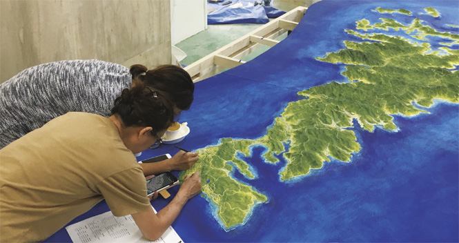 もともと多摩川クラフトはクラフト造形が主軸の事業。地形模型などを製作している